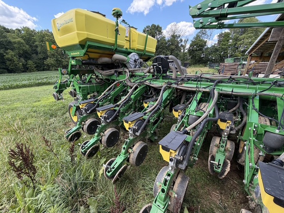 2024 John Deere 1795 Planter