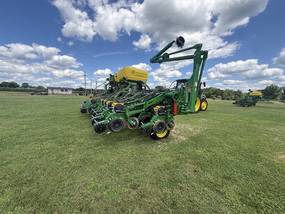 2026 John Deere 1795 Planter