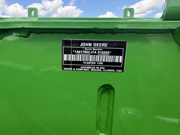 2026 John Deere 1795 Planter