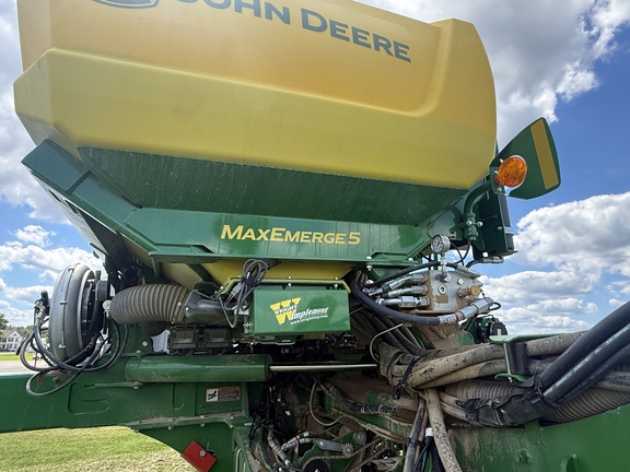 2026 John Deere 1795 Planter