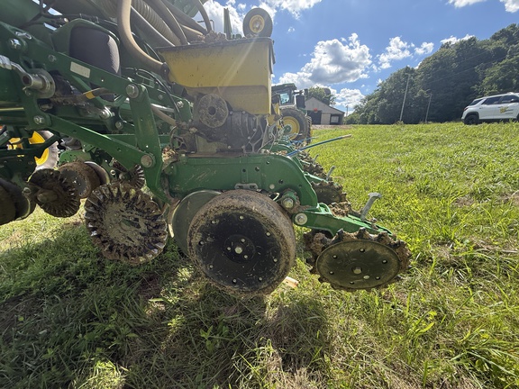 2026 John Deere 1775NT Planter