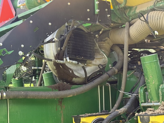 2026 John Deere 1775NT Planter