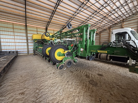 2025 John Deere 1775NT Planter