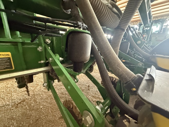 2025 John Deere 1775NT Planter