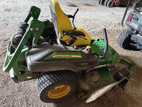 2021 John Deere Z950M Mower/Zero Turn