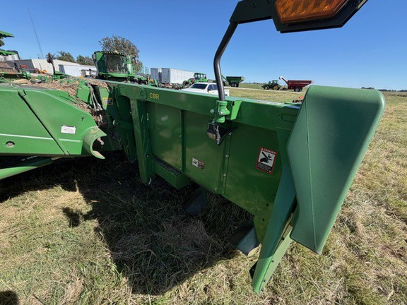 2022 John Deere C8R Header Corn Head