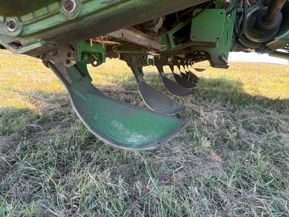 2022 John Deere C8R Header Corn Head