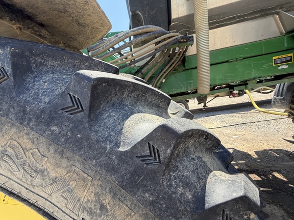 2024 John Deere 408R Sprayer/High Clearance