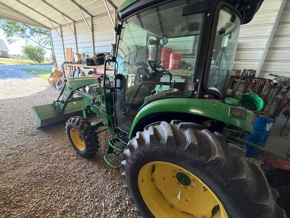 2021 John Deere 4052R Tractor Compact