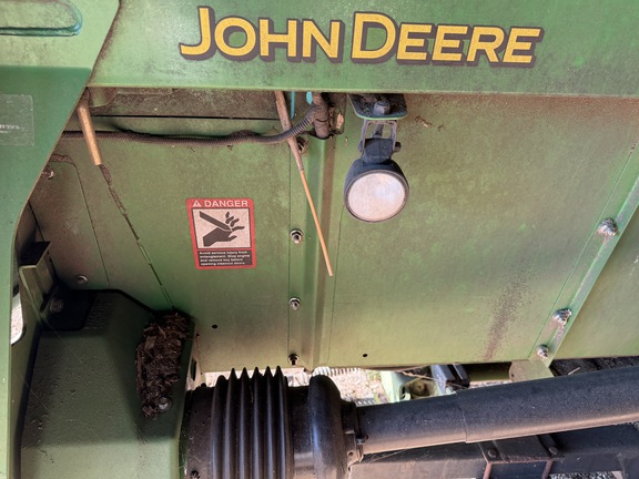 2016 John Deere 608C Header Corn Head