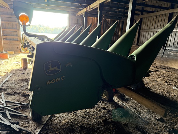 2016 John Deere 608C Header Corn Head