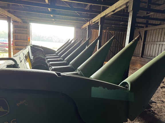2016 John Deere 608C Header Corn Head