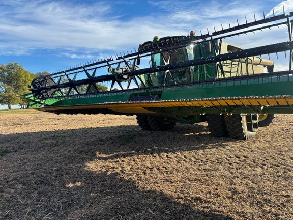 2013 John Deere 640FD Header Combine