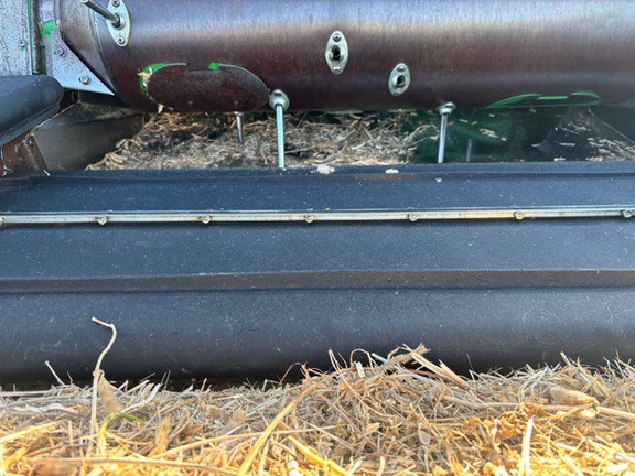 2013 John Deere 640FD Header Combine