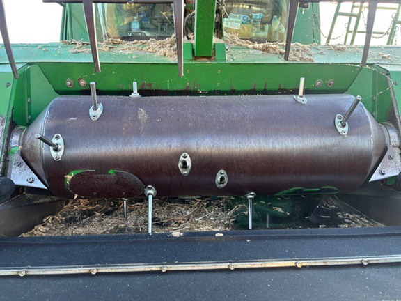 2013 John Deere 640FD Header Combine