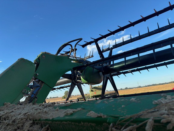 2013 John Deere 640FD Header Combine
