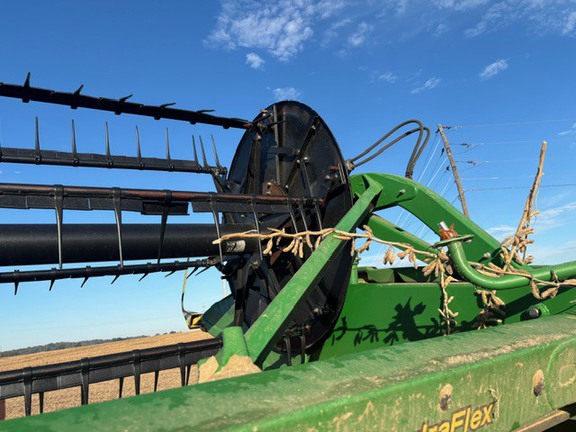 2013 John Deere 640FD Header Combine