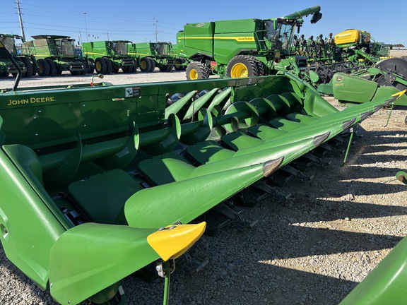 2026 John Deere CR 8 Header Corn Head
