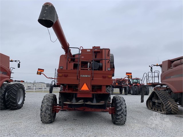 2007 Case IH 2588 Combine