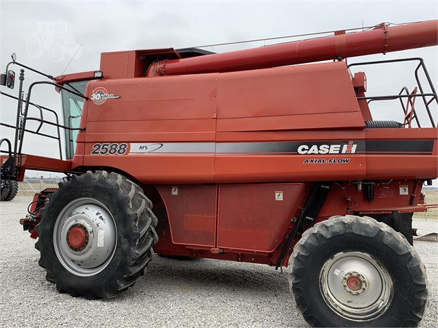 2007 Case IH 2588 Combine
