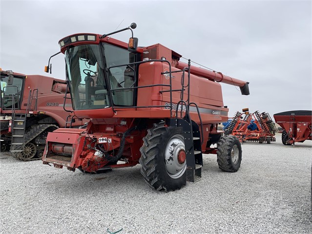 2007 Case IH 2588 Combine