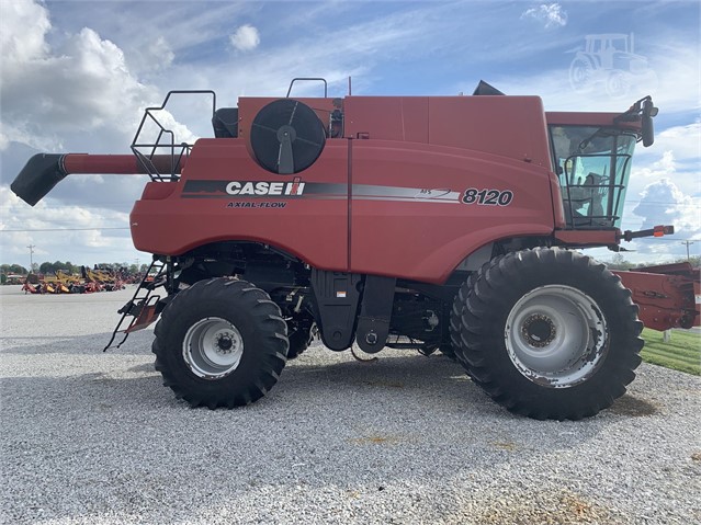 2010 Case IH 8120 Combine