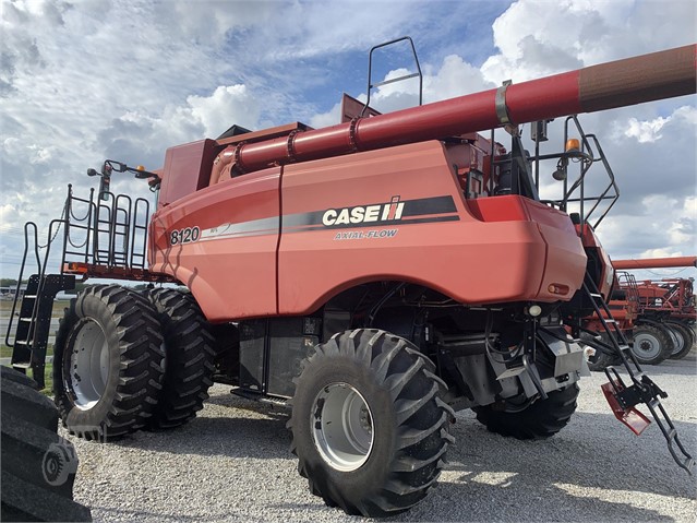 2010 Case IH 8120 Combine