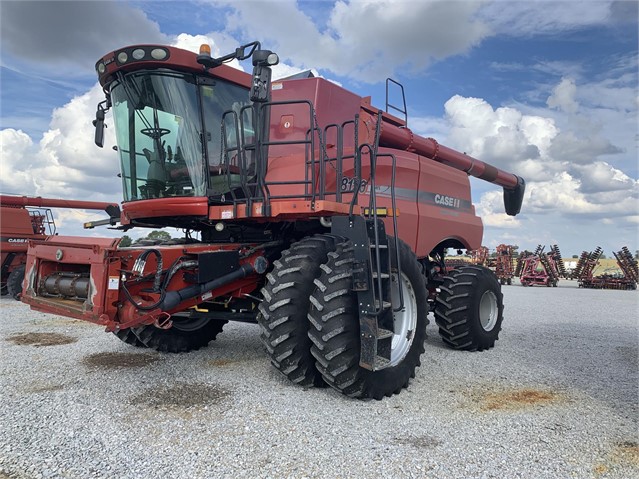 2010 Case IH 8120 Combine