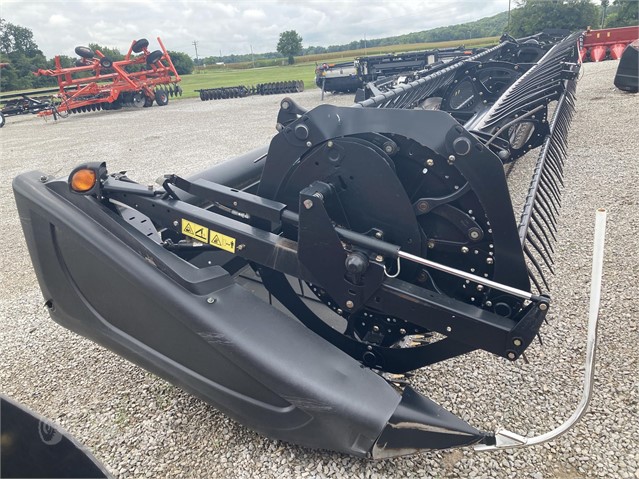 2014 MacDon FD75S Header Flex