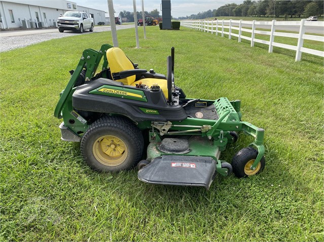 John Deere Z930M Mower/Zero Turn