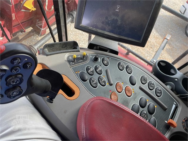 2018 Case IH 8240 Combine