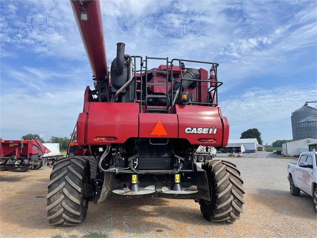 2018 Case IH 8240 Combine