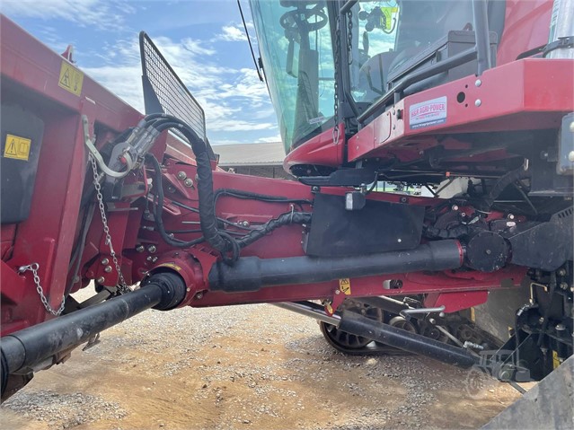 2018 Case IH 8240 Combine