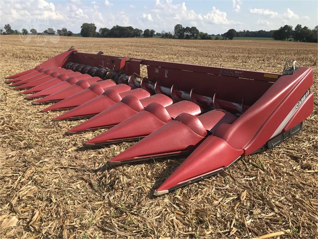 2010 Case IH 3412 Header Combine