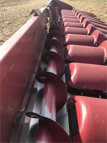 2010 Case IH 3412 Header Combine