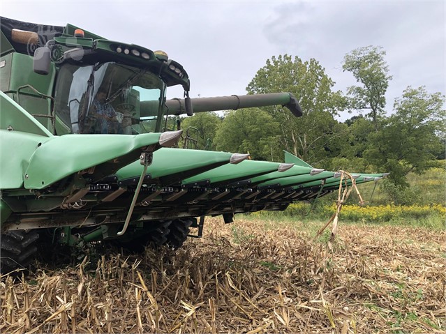 2019 John Deere 708C Header Combine