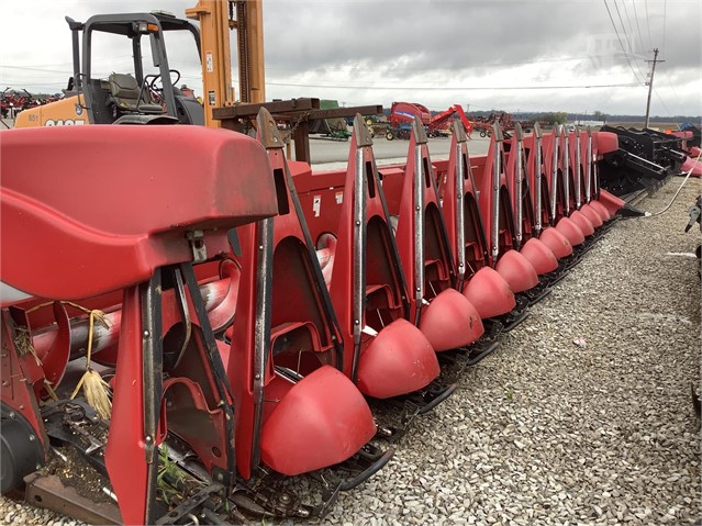 2009 Case IH 3412 Header Combine