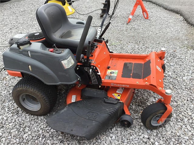 Husqvarna RZ46I Mower/Zero Turn