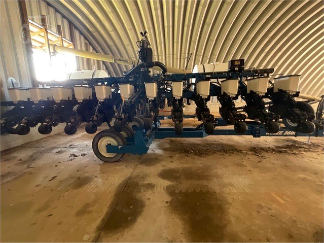 2018 Kinze 3600 Planter