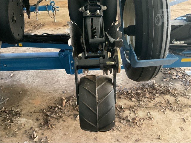 2018 Kinze 3600 Planter