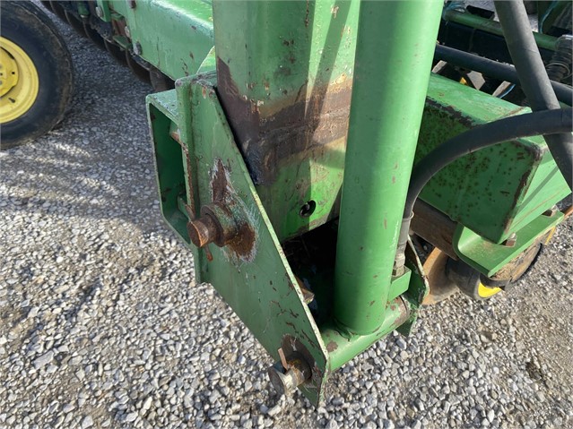 John Deere 750 Drill/Grain