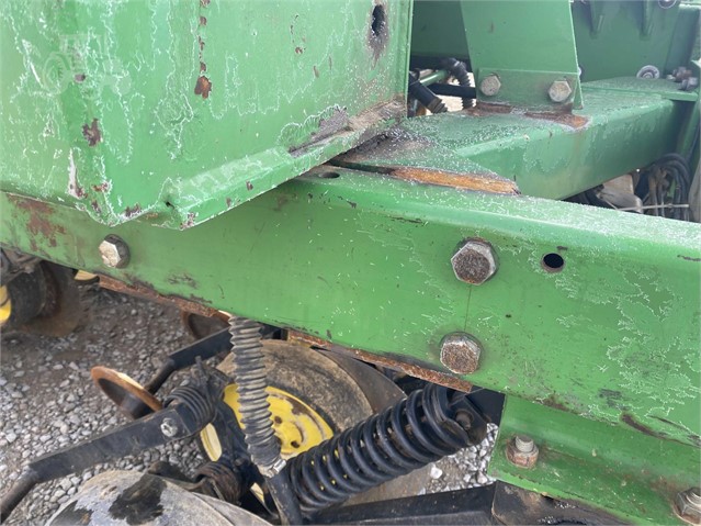 John Deere 750 Drill/Grain