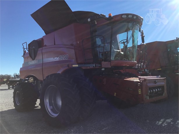 2013 Case IH 9230 Combine