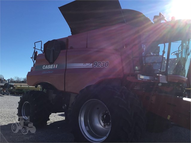 2013 Case IH 9230 Combine