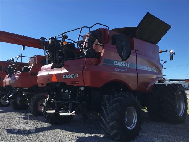 2013 Case IH 9230 Combine