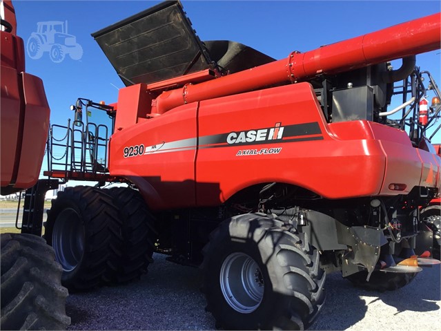 2013 Case IH 9230 Combine