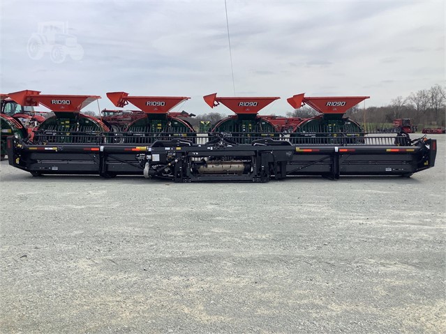 2019 MacDon FD140 Header Flex