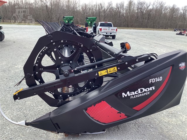 2019 MacDon FD140 Header Flex