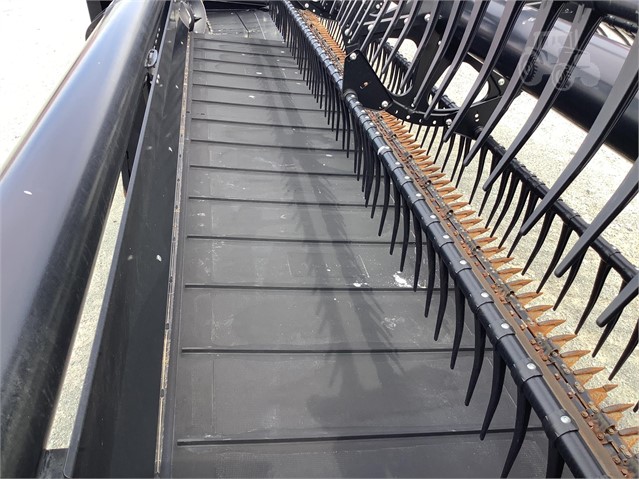 2019 MacDon FD140 Header Flex