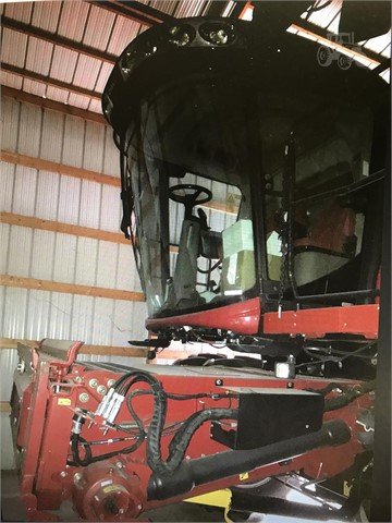 2016 Case IH 8240 Combine